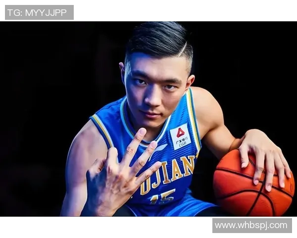 陈林坚：从青涩球员到篮球场上的璀璨明星之路